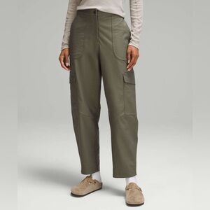Light Utilitech Cargo Pocket High-Rise Pant
